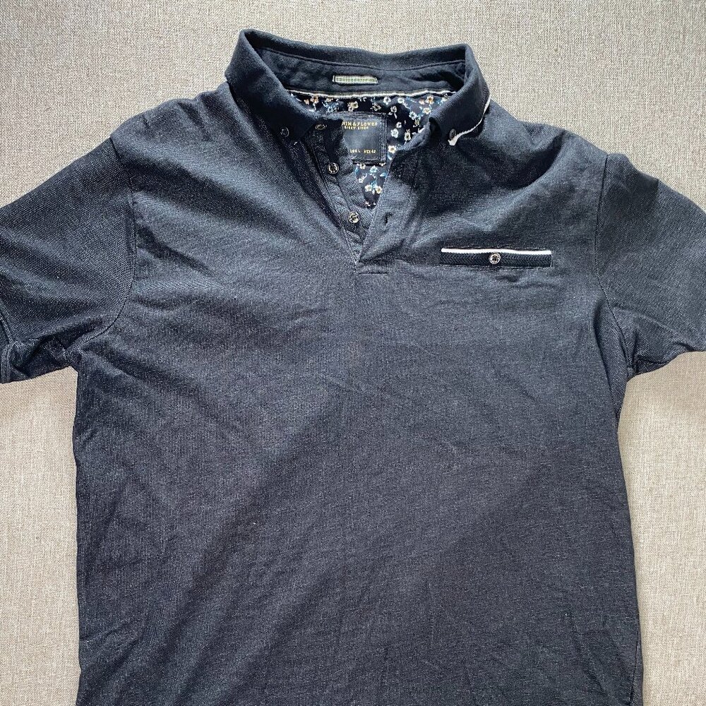 Denim & Flower Polo ShIrt Sleeve Shirt Top Men's Large Pockets Blue-ish Black - Picture 3 of 7
